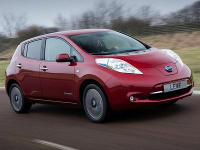 Διακόσια χιλιόμετρα μπορεί να καλύψει το ηλεκτρικό Nissan Leaf